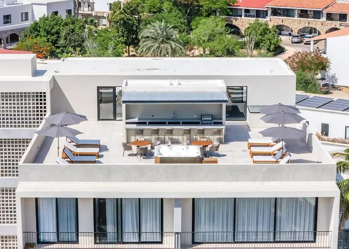 Coyote Tower Apartment